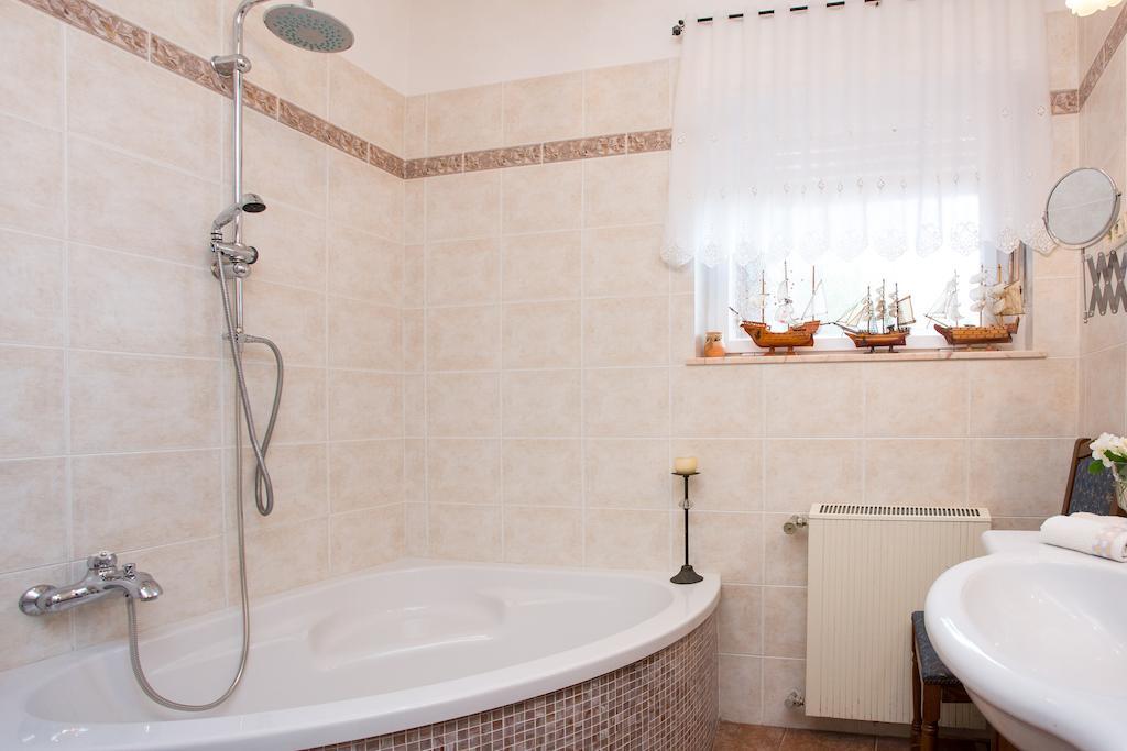Apartment Doris Opatija Værelse billede
